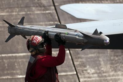 レイセオンの短距離空対空ミサイル「AIM-9Xサイドワインダー」　資料：US.Navy